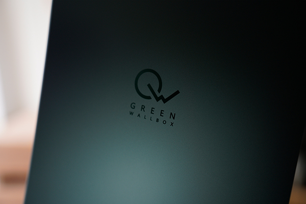 Partial cutout AG (anti-glare) glass for touchscreens and electronic devices